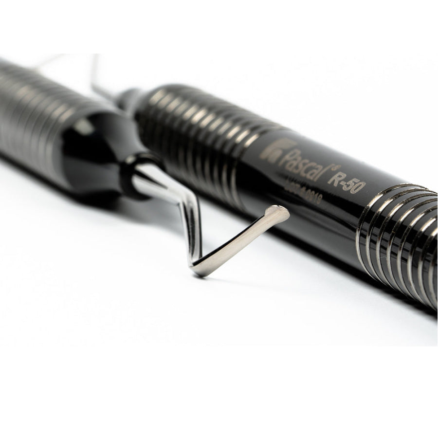 Pascal® Retrax® System R-50 Cordpacker Circlet® Tête arrondie, non dentelée, pointes en acier inoxydable Intensity Steel™, antidérapant, sensation tactile, manche recouvert de nitrure de titane noir. | Curion Dental